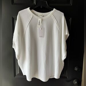 NWT Andree by Unit Women’s Top, size XL in White